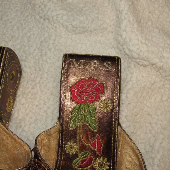 MPS Shoes, Size 6/7 Bronze Colorful Eye Catching! - Picture 4 of 7